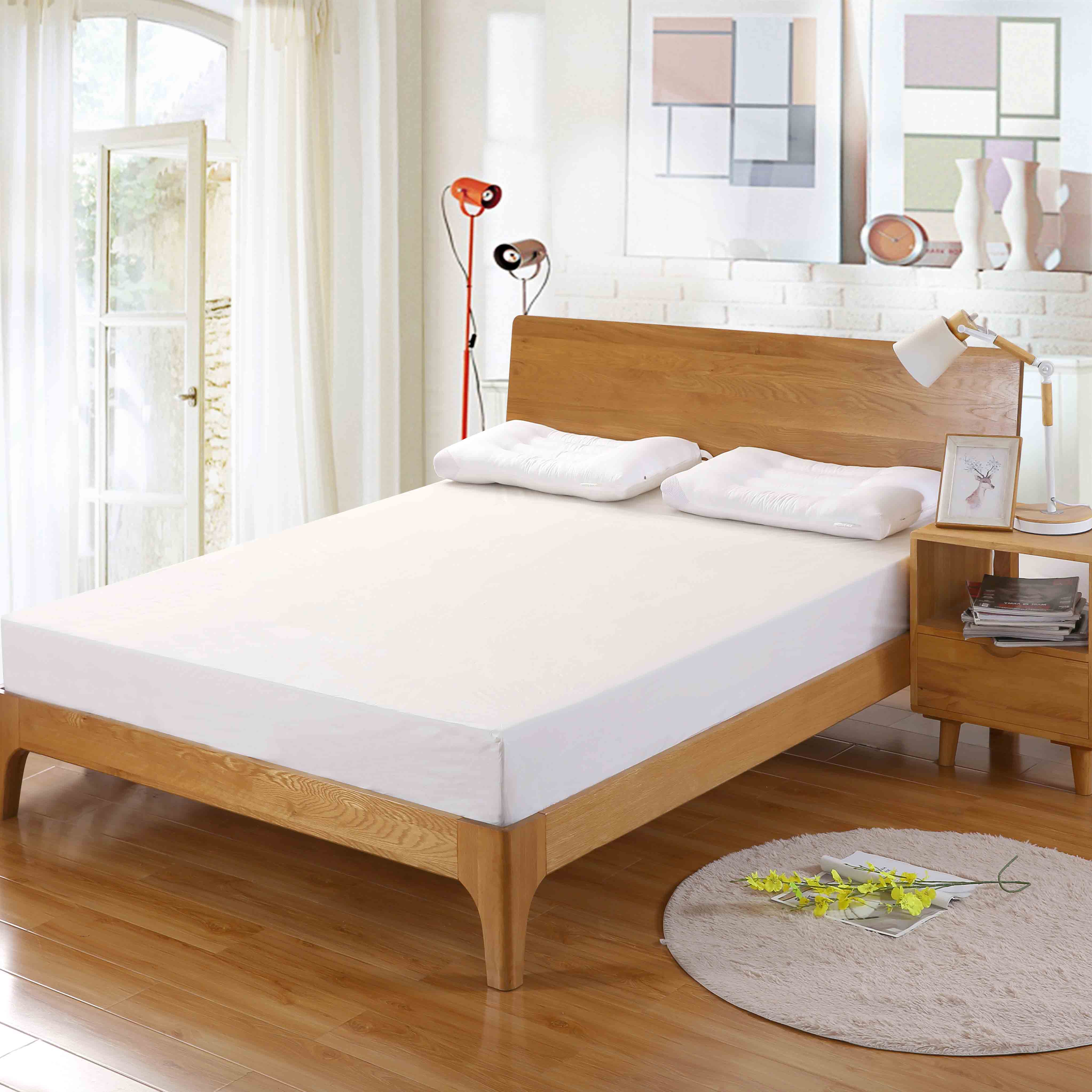 Protège-matelas en tissu hypoallergénique