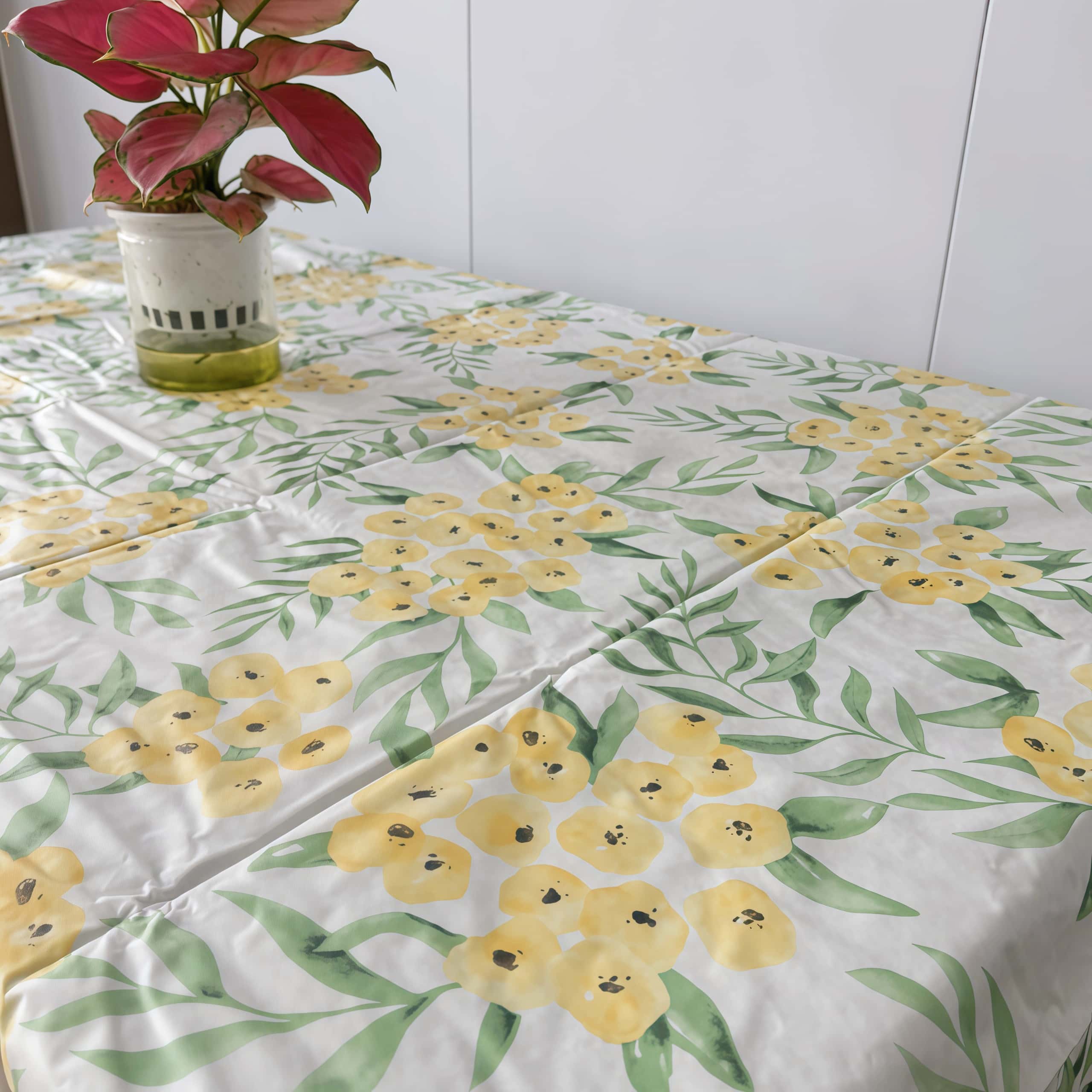 Loquat Patterned Vinyl Tablecloth