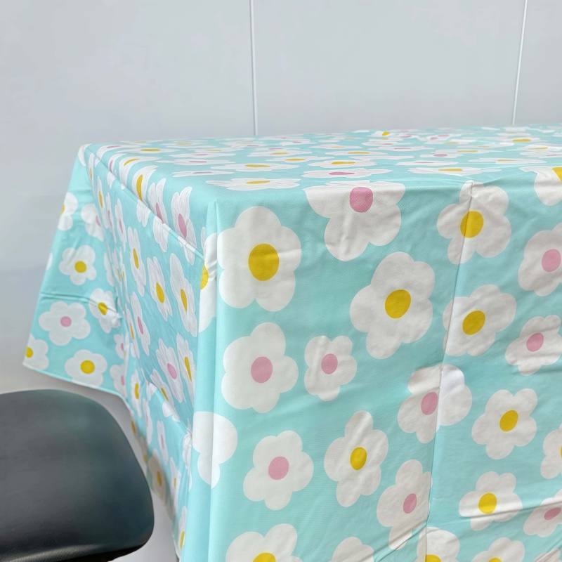 Daisy Pattern Vinyl Tablecloth