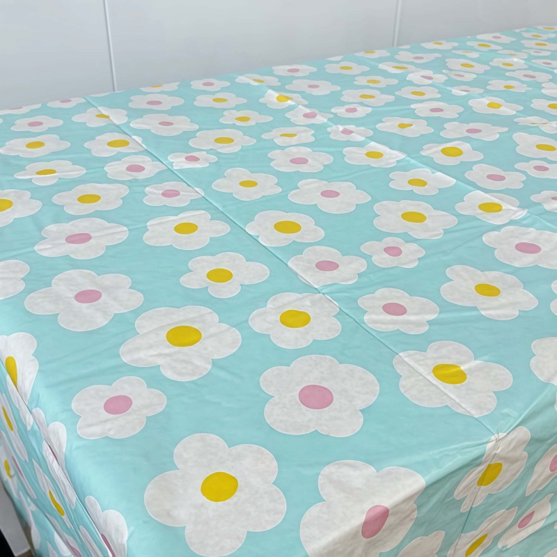 Daisy Pattern Vinyl Tablecloth